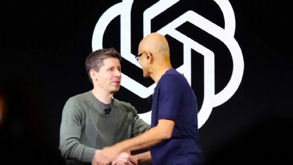 Elon Musk duvara tosladı! İkinci OpenAI darbesi